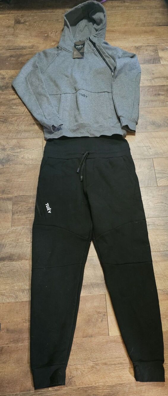 NEW Tuxy One Piece Suit Jumpsuit Hoodie Loungewear Swater Joggers Size Mens M